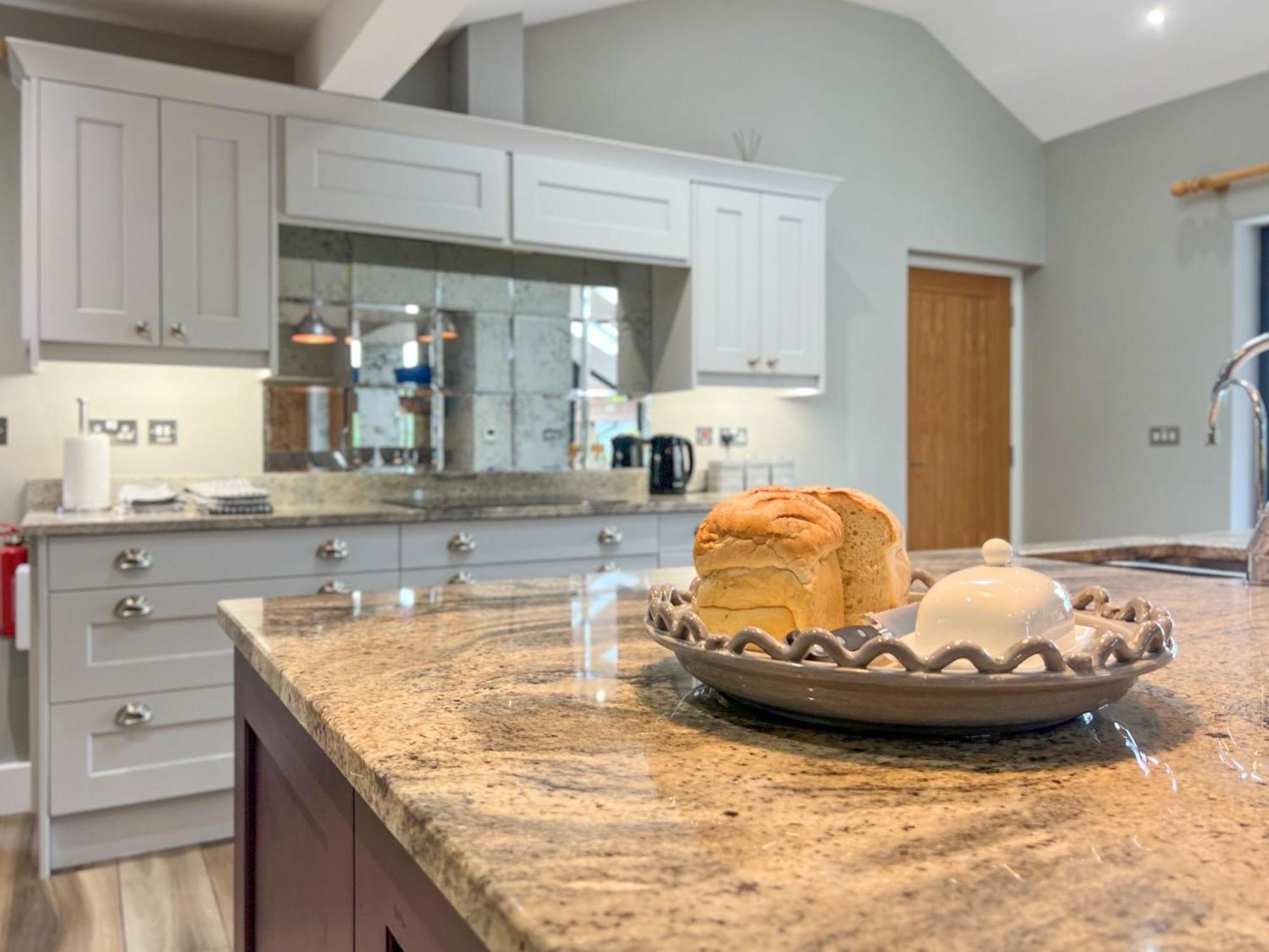 Ullswater View Luxury Home With 2 Ground Floor Bedrooms And Lake View Watermillock Exterior photo