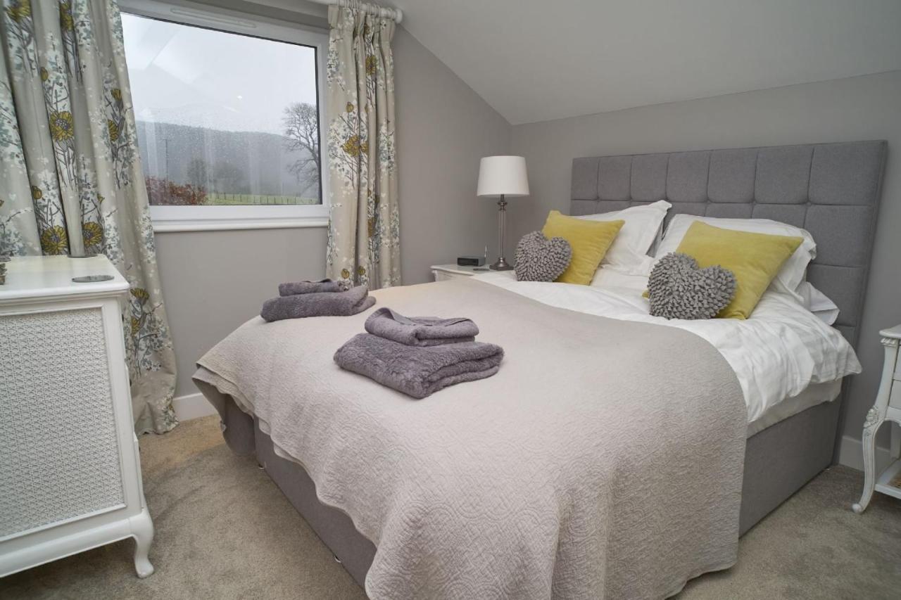 Ullswater View Luxury Home With 2 Ground Floor Bedrooms And Lake View Watermillock Exterior photo
