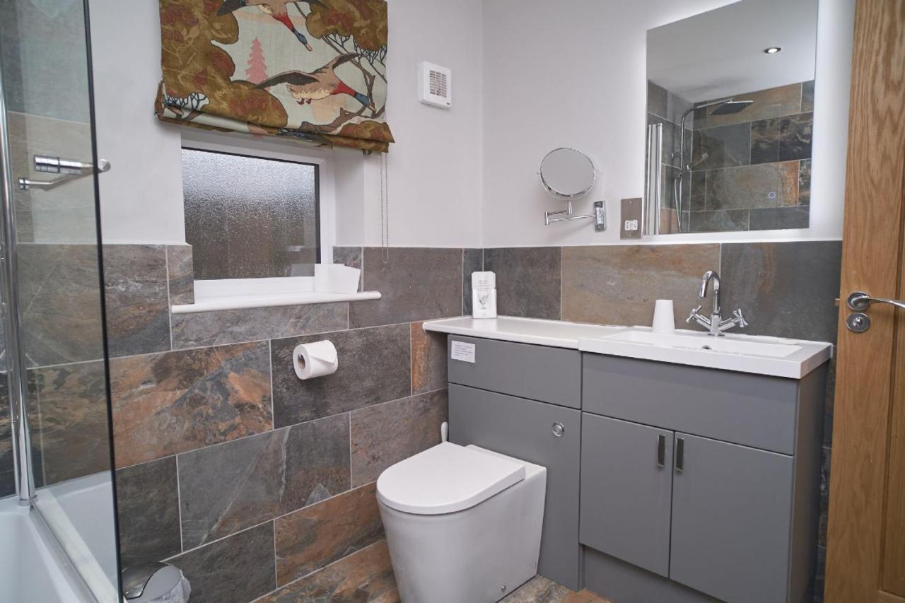 Ullswater View Luxury Home With 2 Ground Floor Bedrooms And Lake View Watermillock Exterior photo